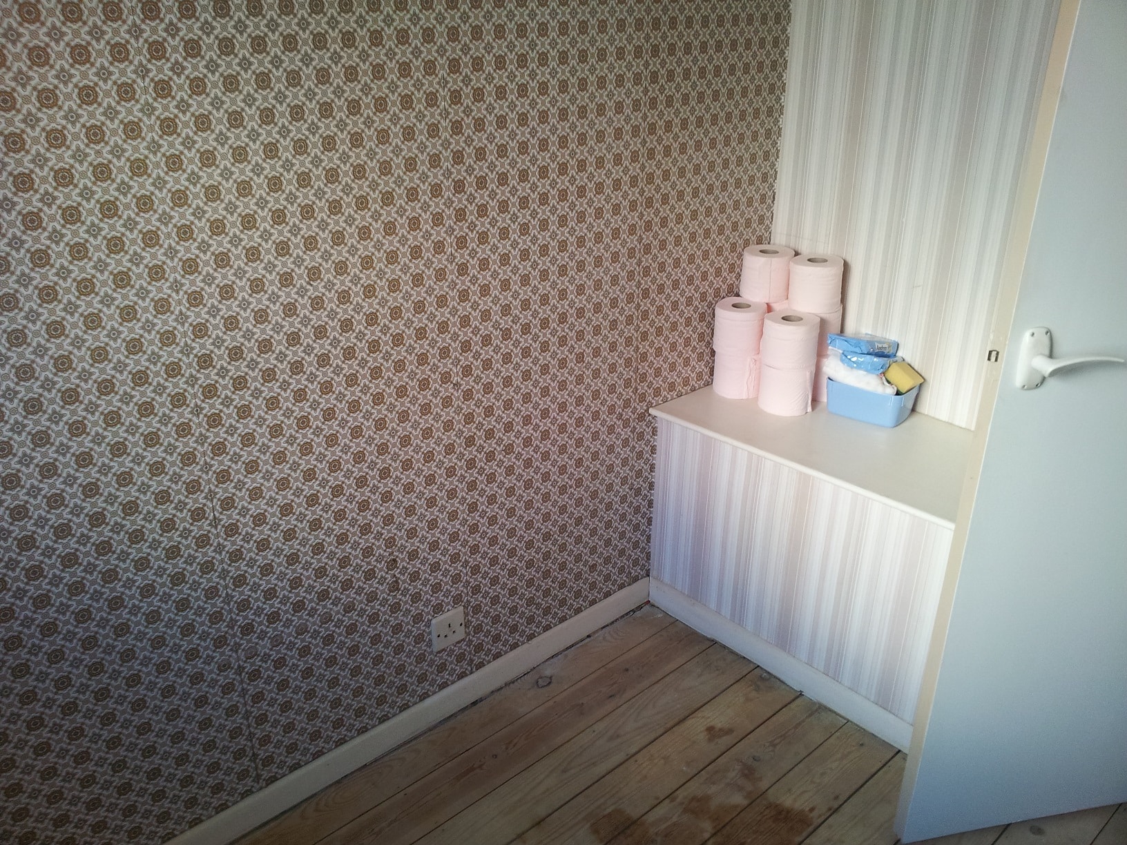 small bedroom before