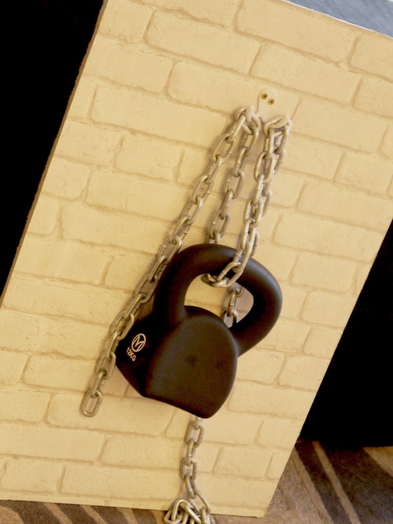 lifestyle-wall-weight