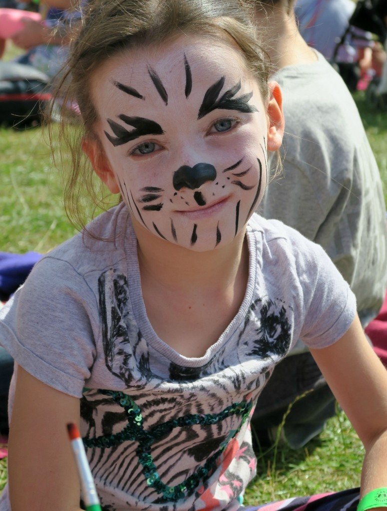 camp-bestival-zebra