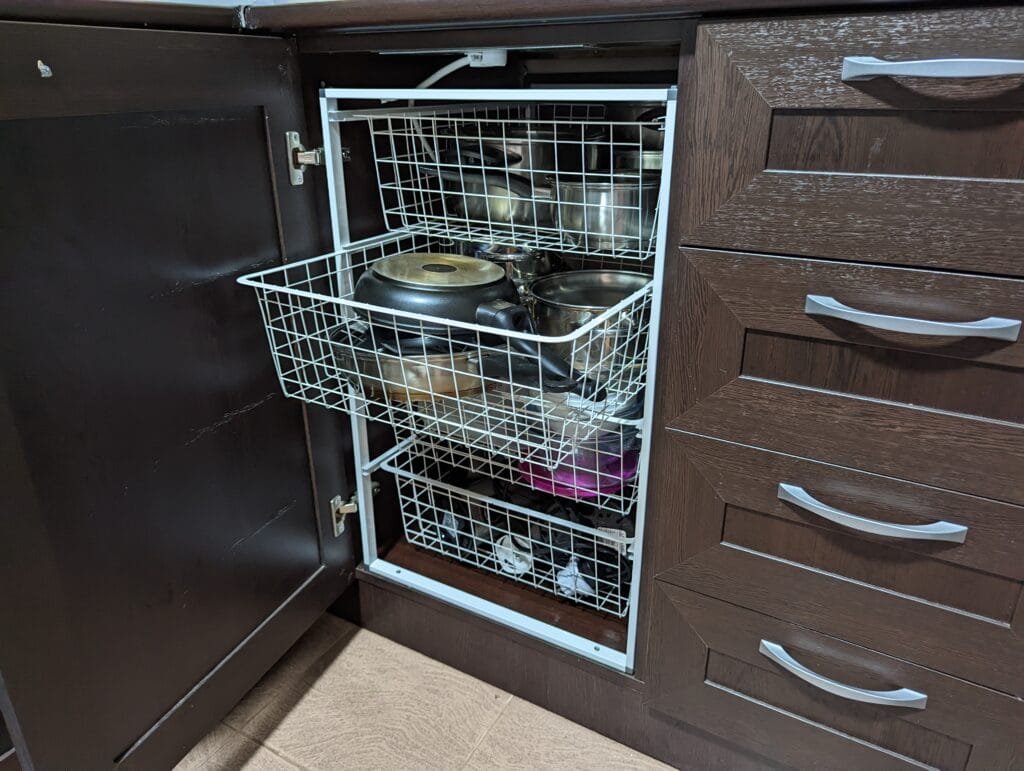 home storage tips pan drawers
